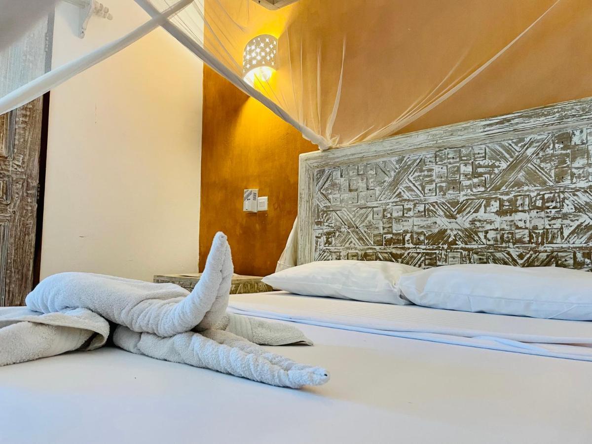 Nyumba Ya Afrika Bed & Breakfast Ватаму Екстериор снимка